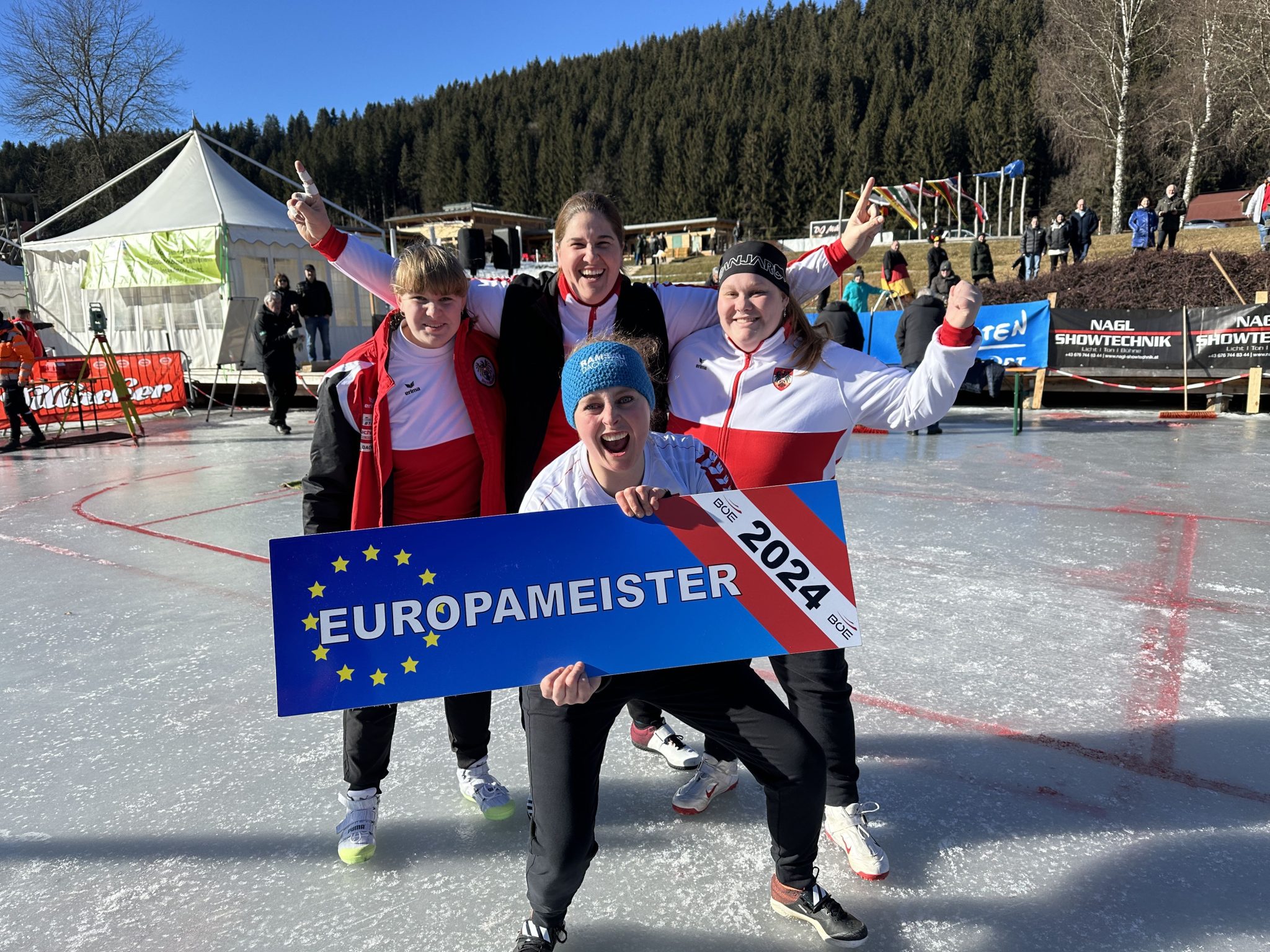 Zweimal Gold in den Teambewerben für Österreich